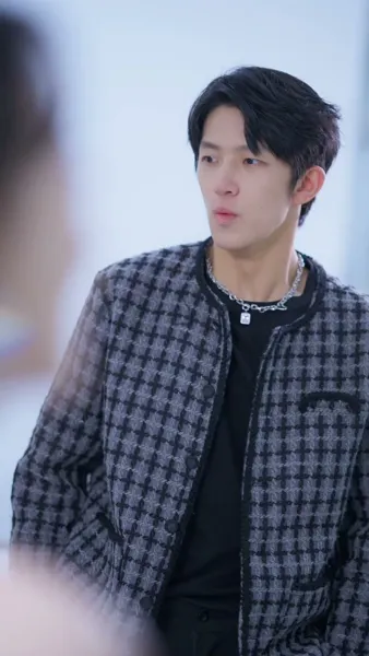 แสงจันทร์ที่ถูกลบเลือน