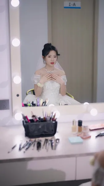 แสงจันทร์ที่ถูกลบเลือน