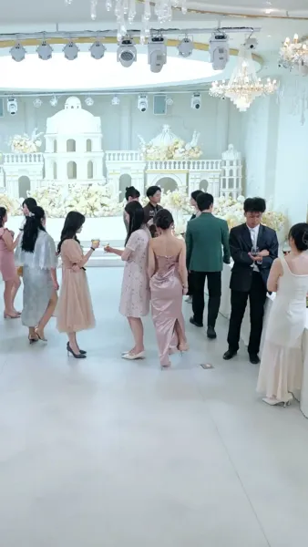 จากคุณชาย สู่แรงงาน