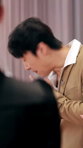 จากคุณชาย สู่แรงงาน