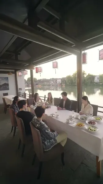 รักลับหลังฉาก