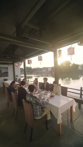 รักลับหลังฉาก