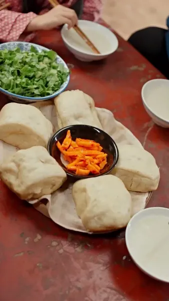 [พากย์ไทย] แม่เลี้ยงตัวร้ายพาลูกกินเนื้อทุกมื้อ