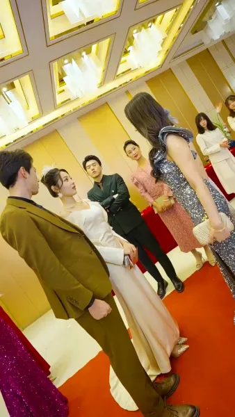 เรื่องรักกุหลาบไฟ(พากย์ไทย)