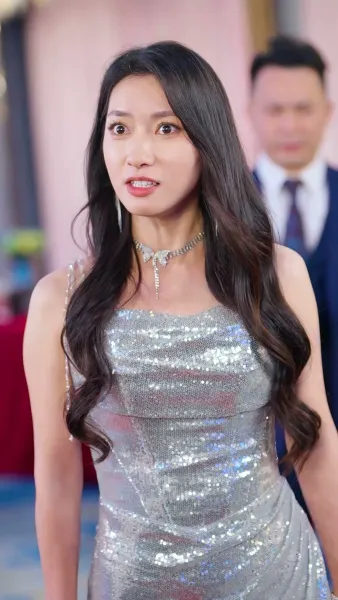 เรื่องรักกุหลาบไฟ(พากย์ไทย)