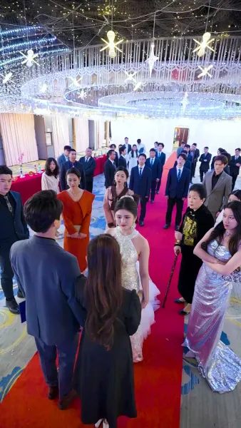 เรื่องรักกุหลาบไฟ(พากย์ไทย)