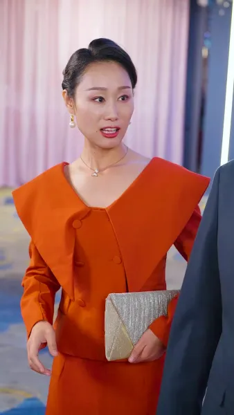 เรื่องรักกุหลาบไฟ(พากย์ไทย)