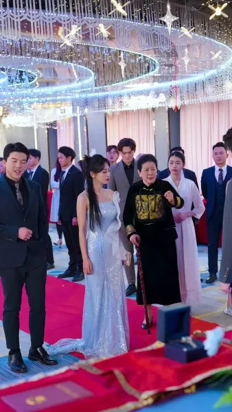 เรื่องรักกุหลาบไฟ(พากย์ไทย)