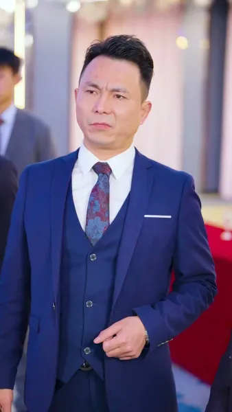 เรื่องรักกุหลาบไฟ(พากย์ไทย)