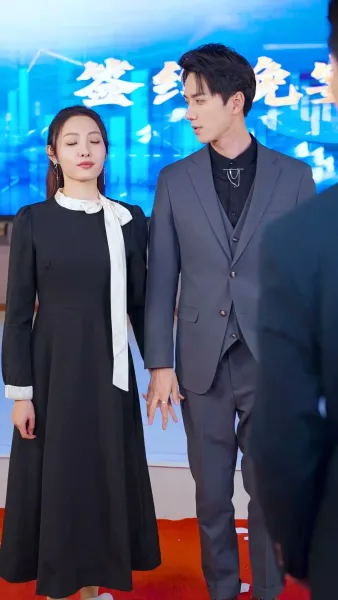 เรื่องรักกุหลาบไฟ(พากย์ไทย)