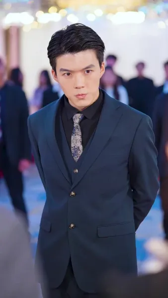 เรื่องรักกุหลาบไฟ(พากย์ไทย)