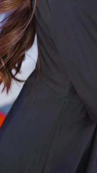 เรื่องรักกุหลาบไฟ(พากย์ไทย)