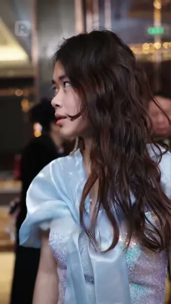 มังกรซ่อนฟ้า