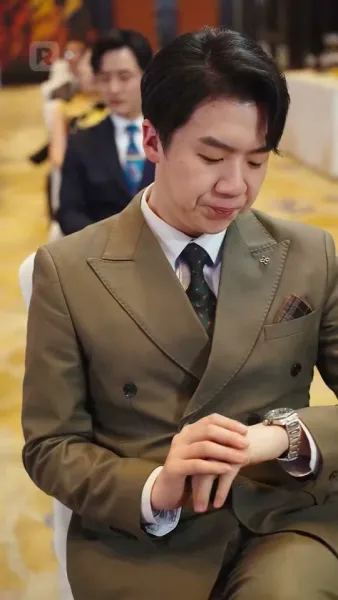 มังกรซ่อนฟ้า