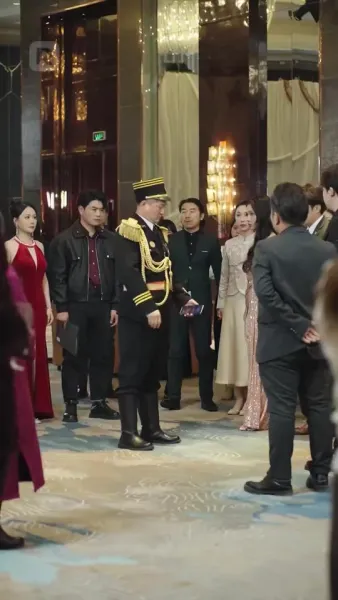 มังกรซ่อนฟ้า