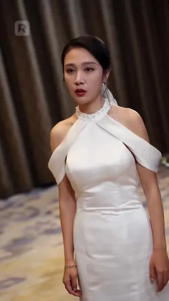 มังกรซ่อนฟ้า