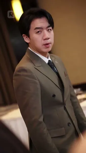 มังกรซ่อนฟ้า