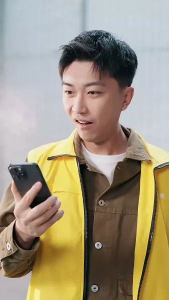 พันล้าน ต่อวินาที(พากย์เสียง)