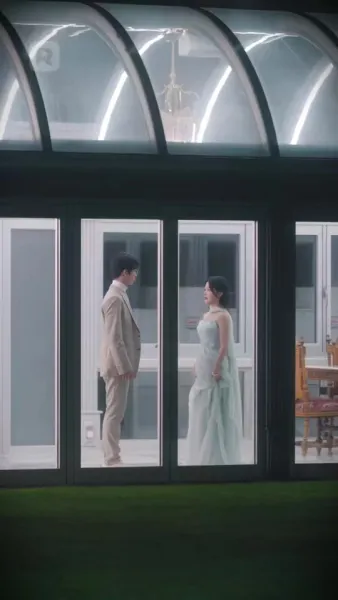 ยอมศิโรราบต่อเสน่ห์ของเธอ