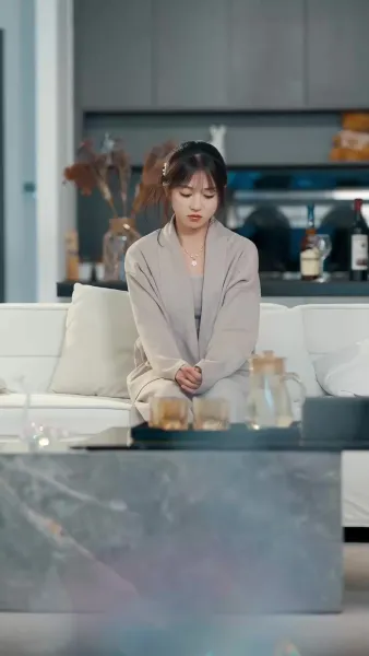 หงส์ขาวกับทะเลพิศวาส