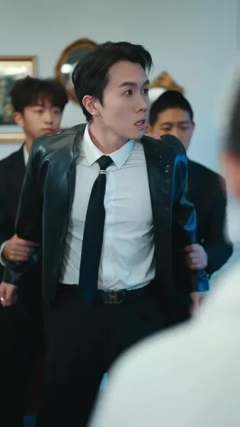 หงส์ขาวกับทะเลพิศวาส