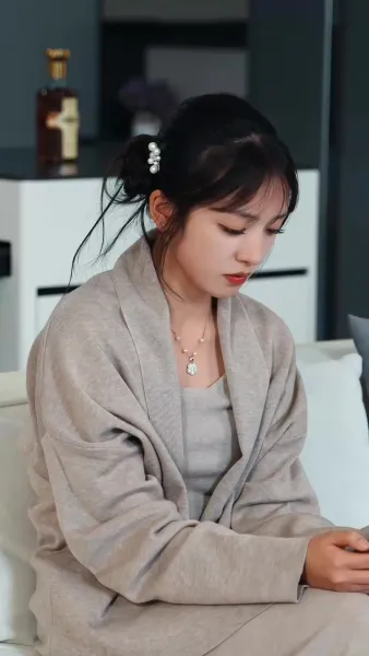 หงส์ขาวกับทะเลพิศวาส