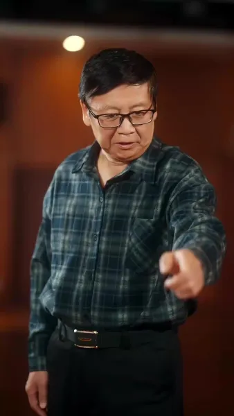 หงส์ขาวกับทะเลพิศวาส