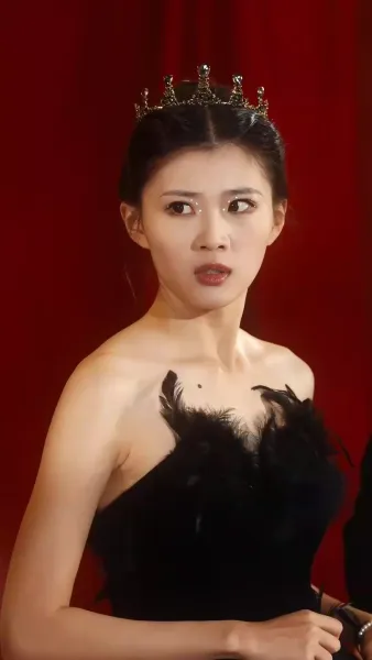 หงส์ขาวกับทะเลพิศวาส