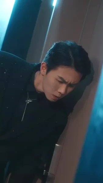 หงส์ขาวกับทะเลพิศวาส