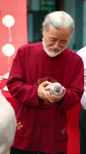 แม่ผมใครอย่าแตะ(พากย์ไทย)