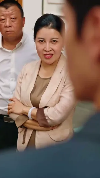 แม่ผมใครอย่าแตะ(พากย์ไทย)