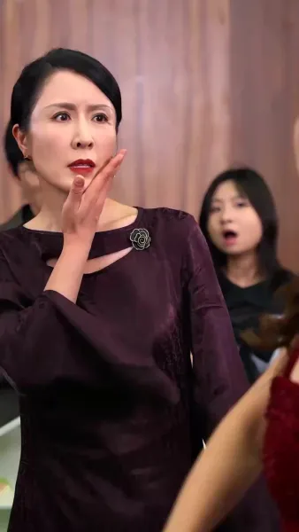 แม่ผมใครอย่าแตะ(พากย์ไทย)