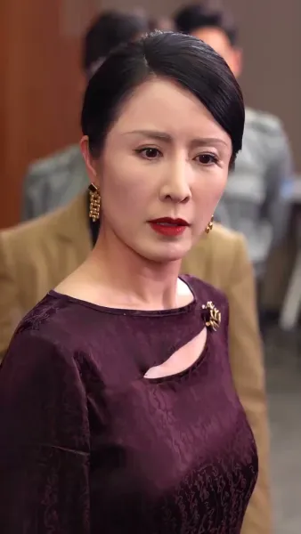 แม่ผมใครอย่าแตะ(พากย์ไทย)