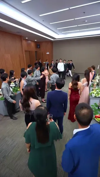 แม่ผมใครอย่าแตะ(พากย์ไทย)