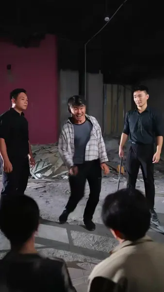 แม่ผมใครอย่าแตะ(พากย์ไทย)