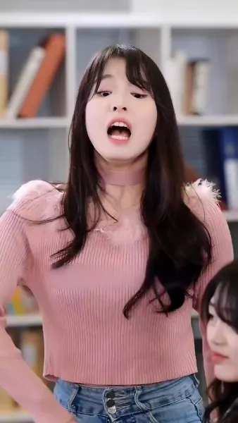 ชีวิตเรียบง่ายของตัวจริง