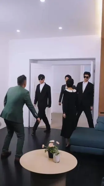 ชีวิตเรียบง่ายของตัวจริง