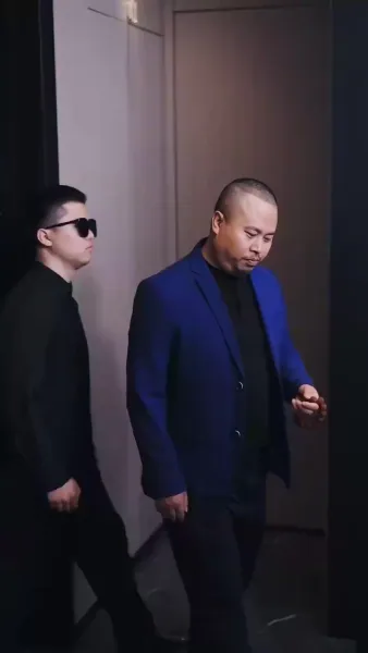 ชีวิตเรียบง่ายของตัวจริง