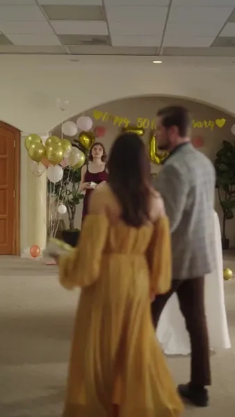 (พากย์เสียง) คุณพ่อลับๆ ของเจ้าตัวแสบ