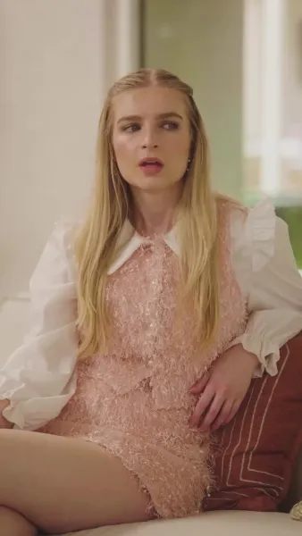 (พากย์เสียง) คุณพ่อลับๆ ของเจ้าตัวแสบ