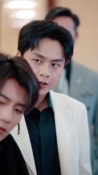 นักเวทมนตร์ผู้ยิ่งใหญ่