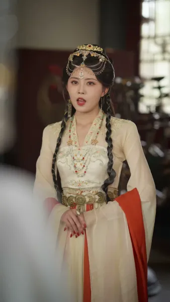 เพลิงแค้นใต้ม่านวังหลวง