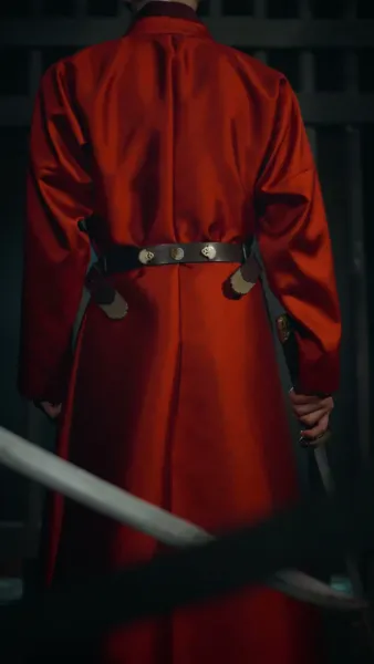 เพลิงแค้นใต้ม่านวังหลวง