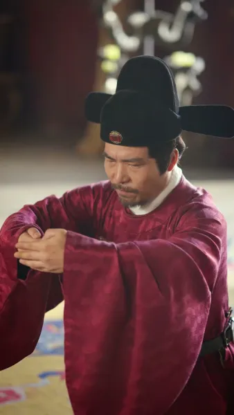 เพลิงแค้นใต้ม่านวังหลวง