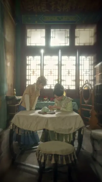 เพลิงแค้นใต้ม่านวังหลวง