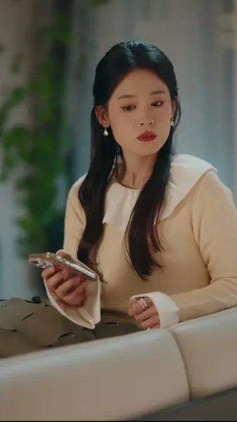 สามีที่ดูเย็นชา ทิ้งหน้ากากแล้วจูบฉันจนต้องน้ำตาซึม