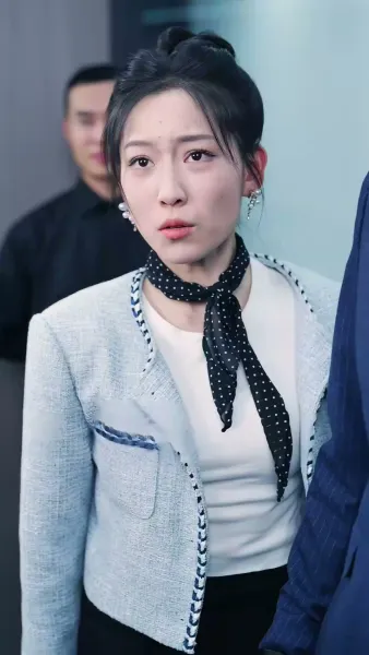 แต่งงานสายฟ้าแลบกับ มหาเศรษฐีลึกลับ