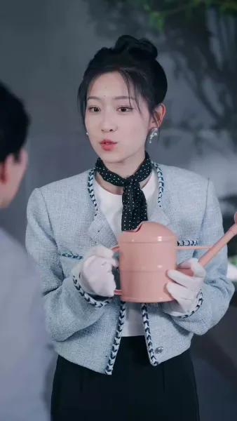 แต่งงานสายฟ้าแลบกับ มหาเศรษฐีลึกลับ