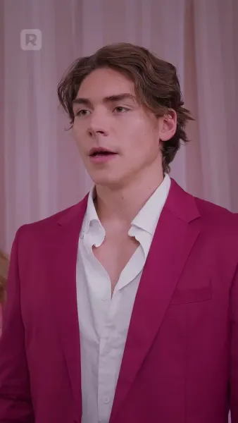 ลูกชายท่าน ส.ว.