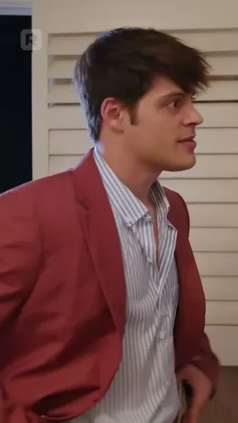 ลูกชายท่าน ส.ว.